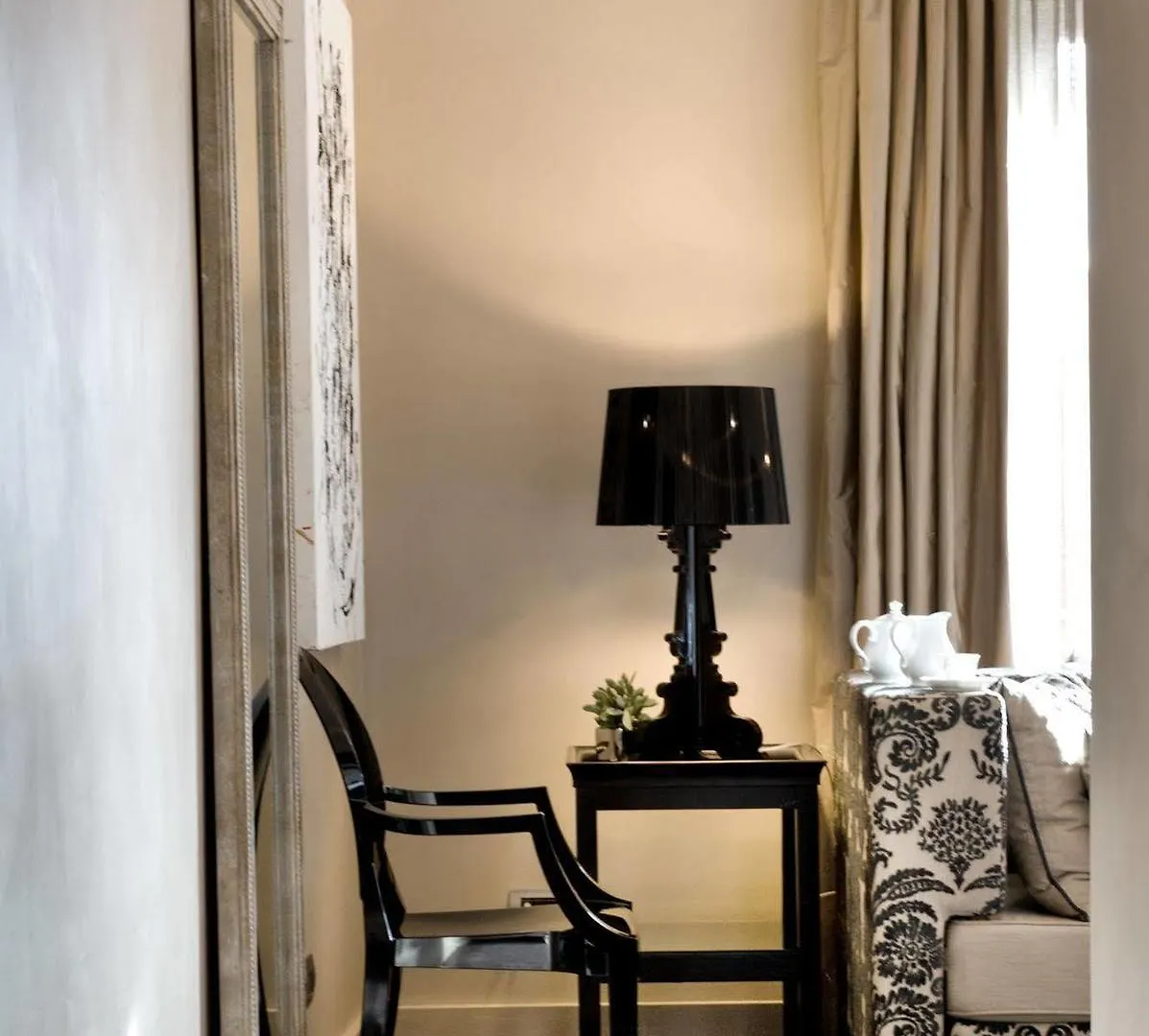 לינה וארוחת בוקר רומא Casa Montani 3*,